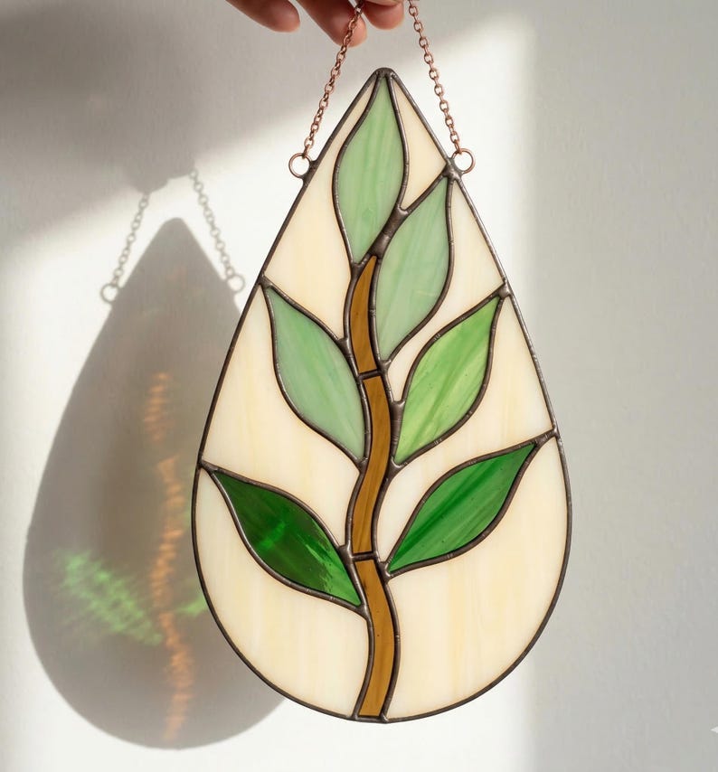 Botanical leaf stained glass suncatcher pattern preview 6