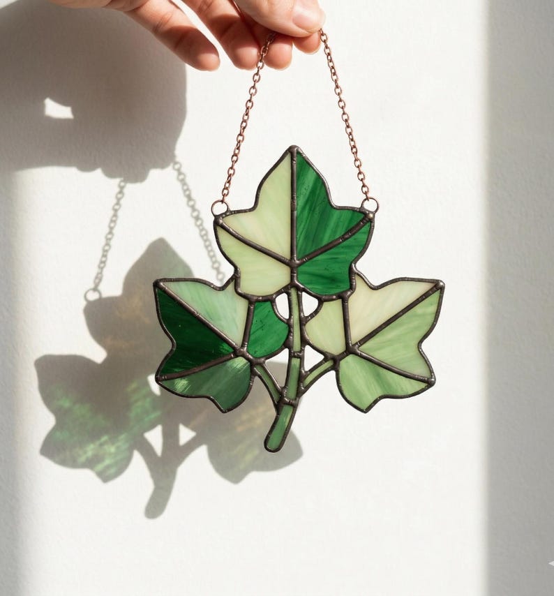 Botanical leaf stained glass suncatcher pattern preview 9